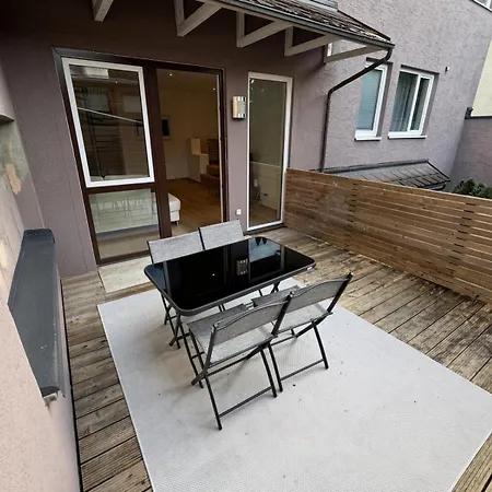 Aignerhof Treppe Ins Gruene Appartement *